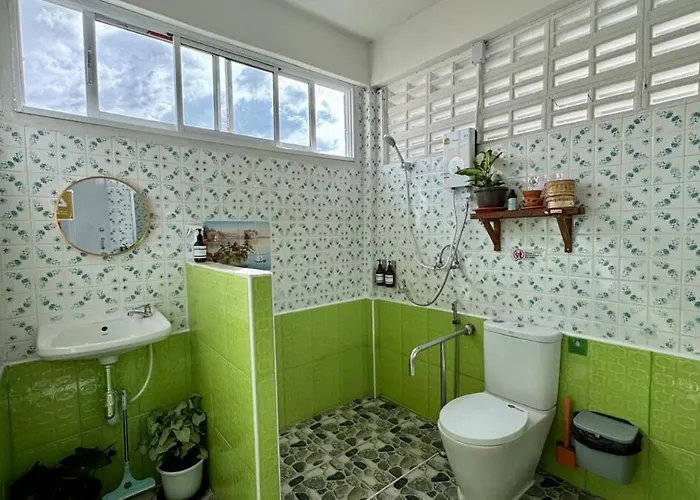 Baan Padseeew - Rooftop Riverview Apartment *