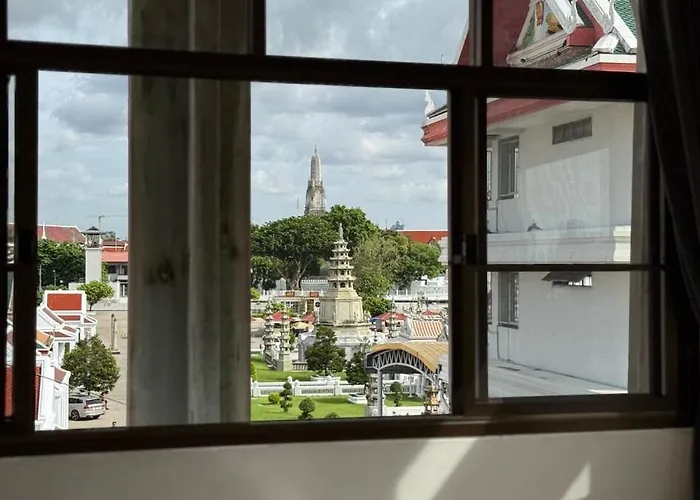 Baan Padseeew - Rooftop Riverview Apartment Bangkok