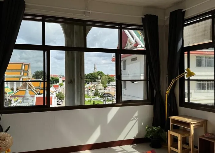 Baan Padseeew - Rooftop Riverview Apartment Bangkok